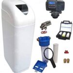 Fleck 5600 SXT 25L Water Softener complete with accessories 11