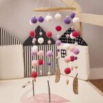 Felt and feather baby mobile 10