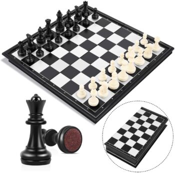 Deluxe folding magnetic chess set 33