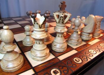 Wooden chess set Chessebook 3